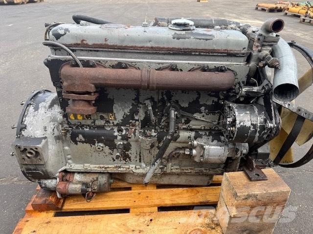 Leyland SW 400 Motorer