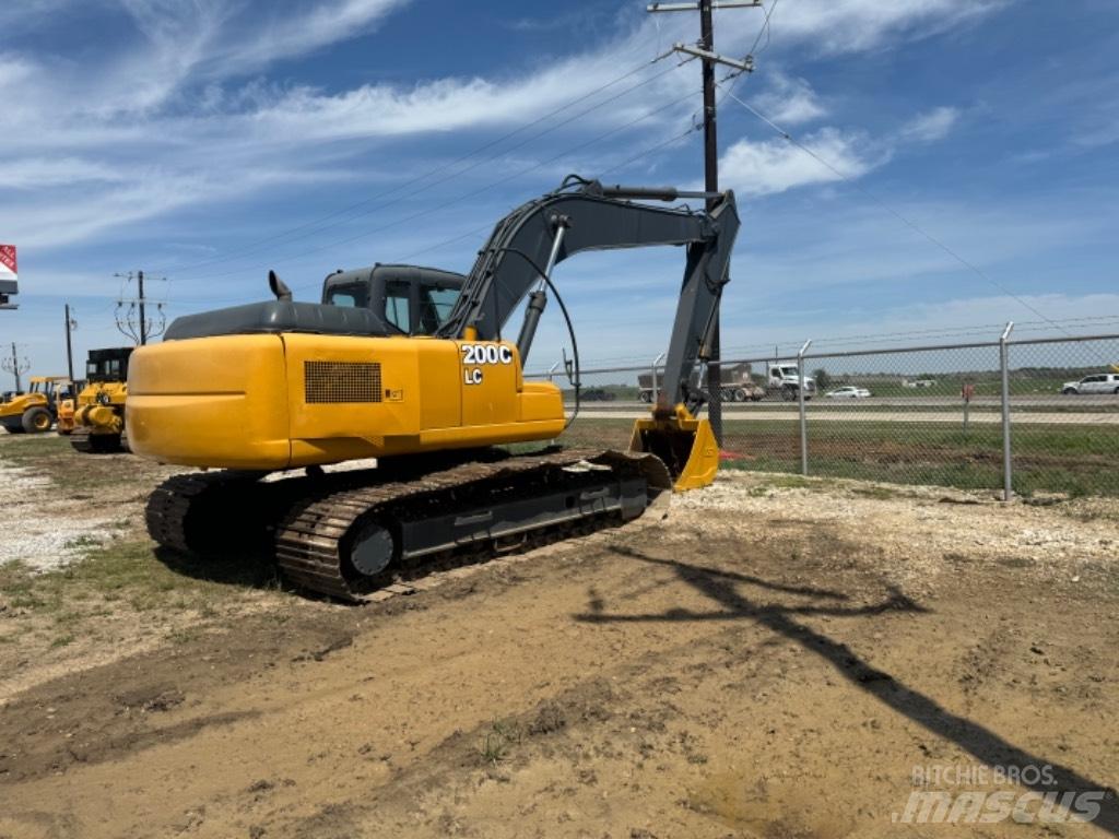 DEERE 200 LC Gravemaskiner på larvebånd