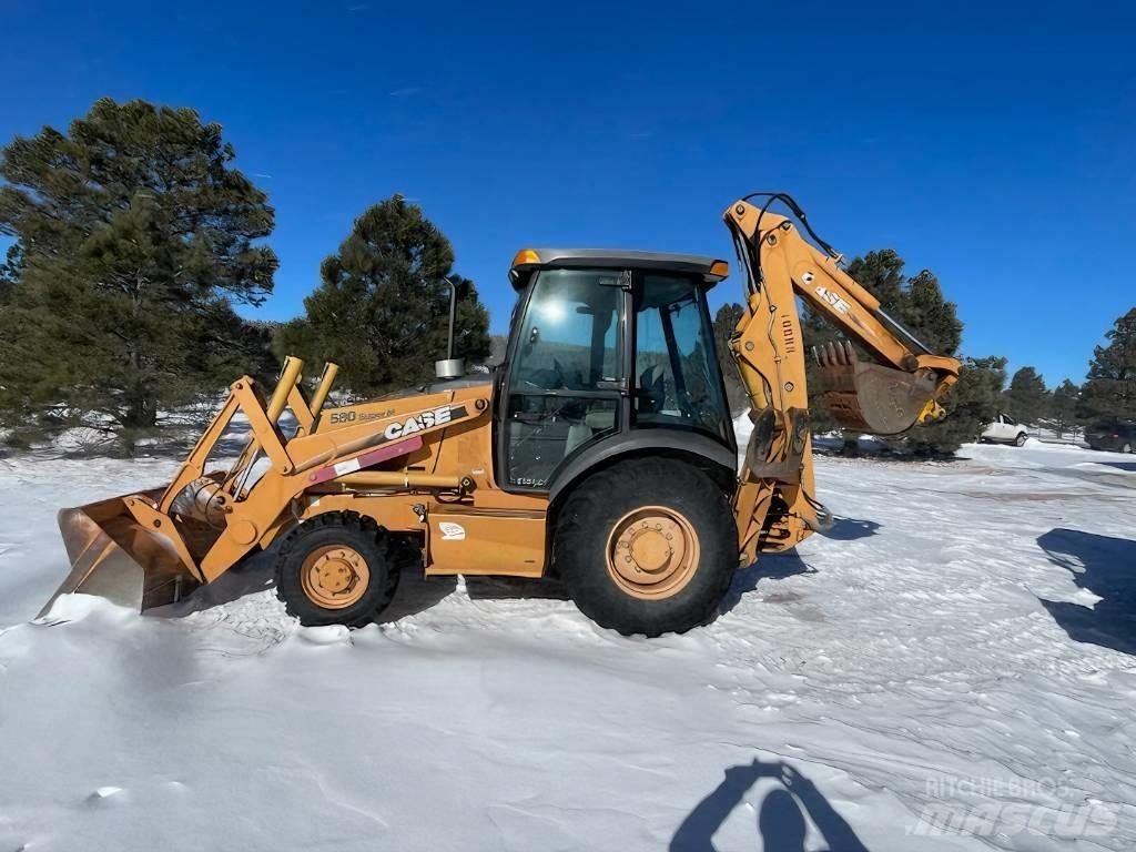 CASE 580 M Rendegravere