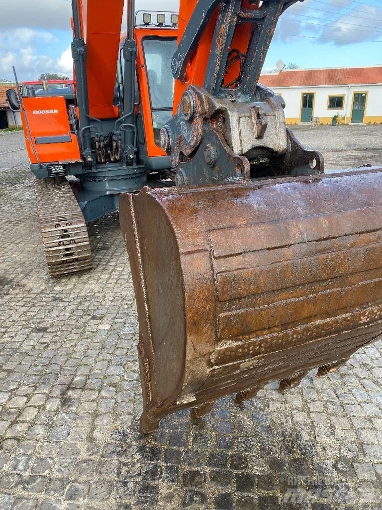 Doosan DX 220 NLC Gravemaskiner på larvebånd