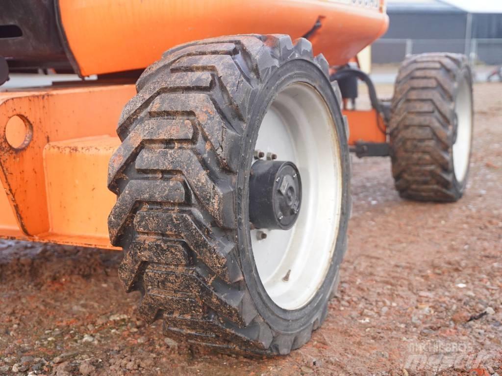 JLG 600 AJ Bomlifte med knækarm