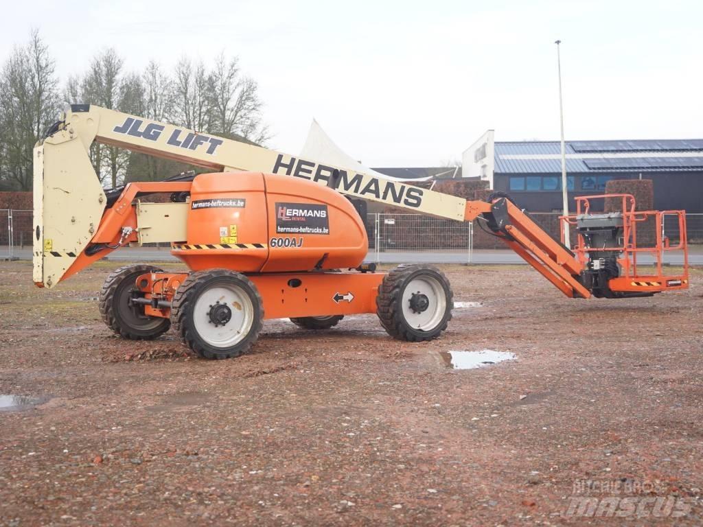 JLG 600 AJ Bomlifte med knækarm