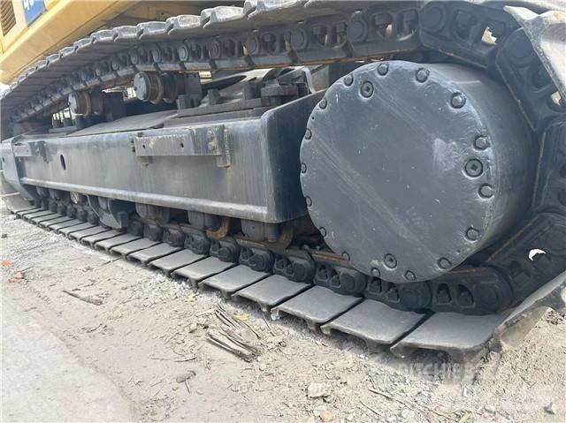 Komatsu PC 450-8 Gravemaskiner på larvebånd