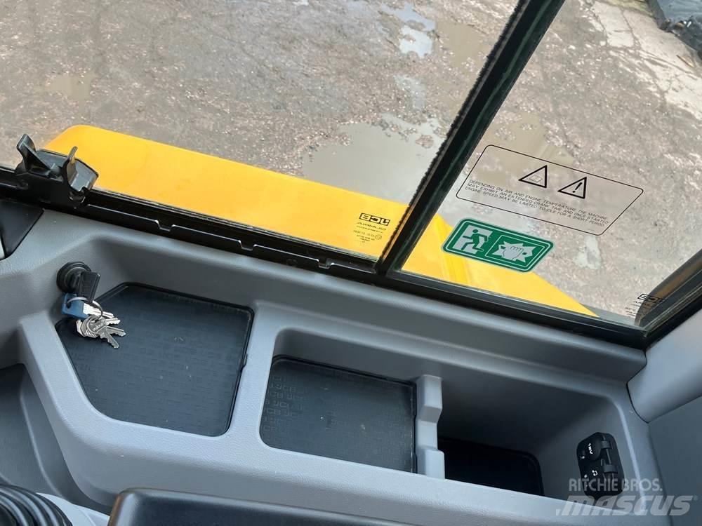 JCB 411 Læssemaskiner på hjul