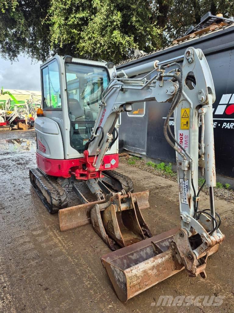 Takeuchi TB 325 R Minigravemaskiner