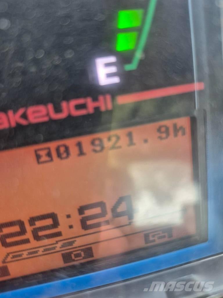 Takeuchi TB 325 R Minigravemaskiner