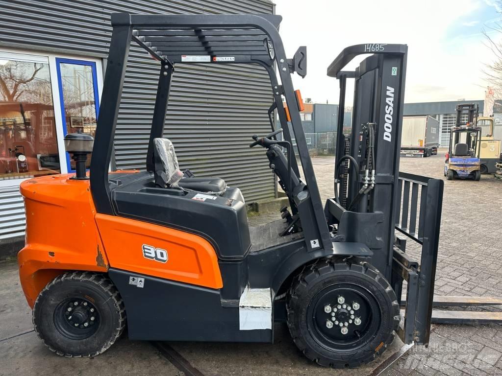 Doosan D30NX Diesel gaffeltrucks