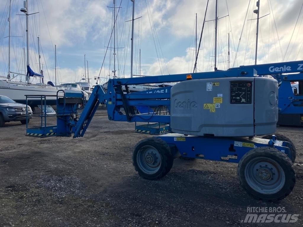 Genie Z 45/25 J Bomlifte med knækarm