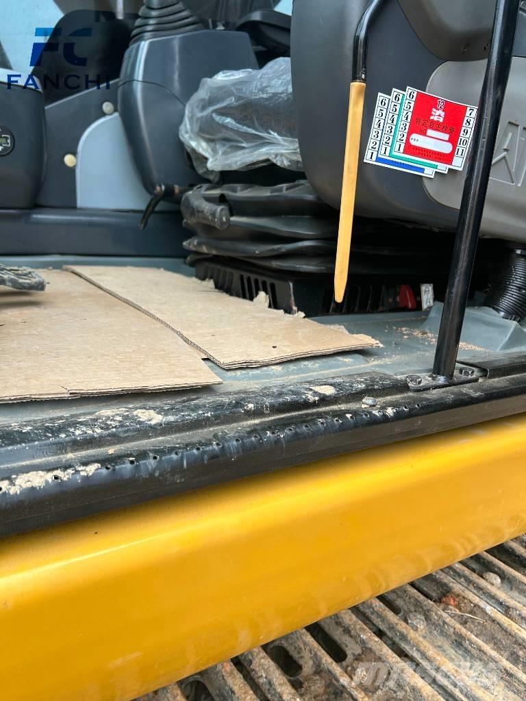 CAT 320 D L Gravemaskiner på larvebånd