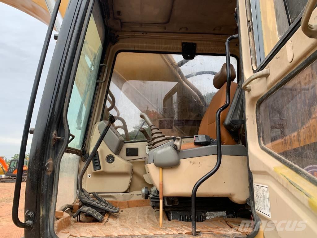 CAT 330BL Gravemaskiner på larvebånd