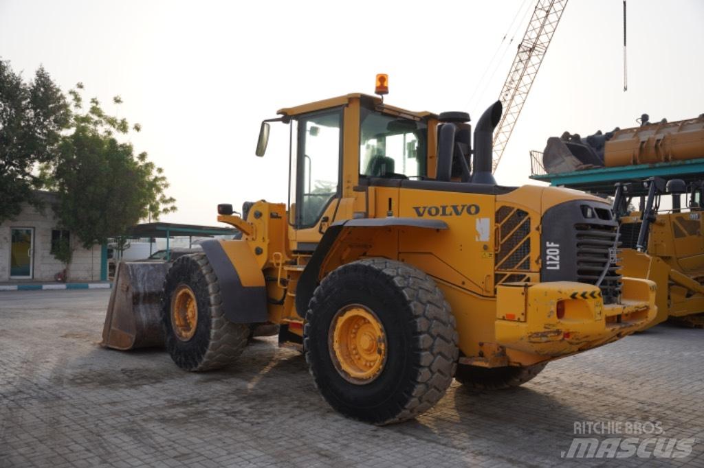 Volvo L 120 F Læssemaskiner på hjul