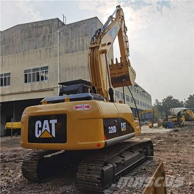 CAT 320D Gravemaskiner på larvebånd