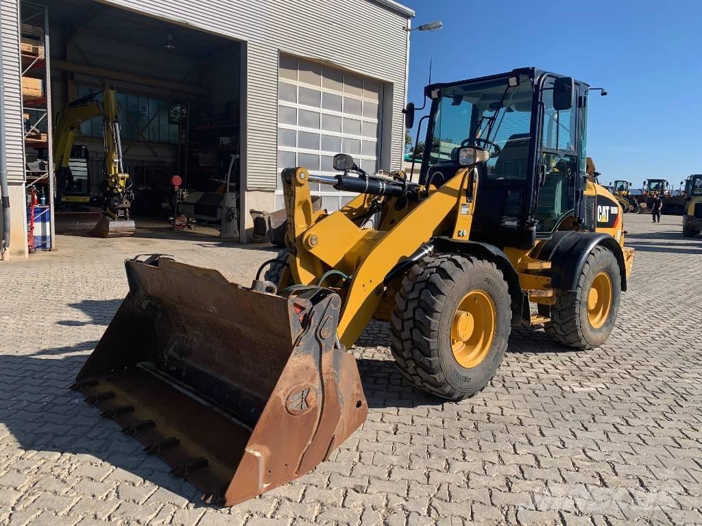 CAT 908M Læssemaskiner på hjul