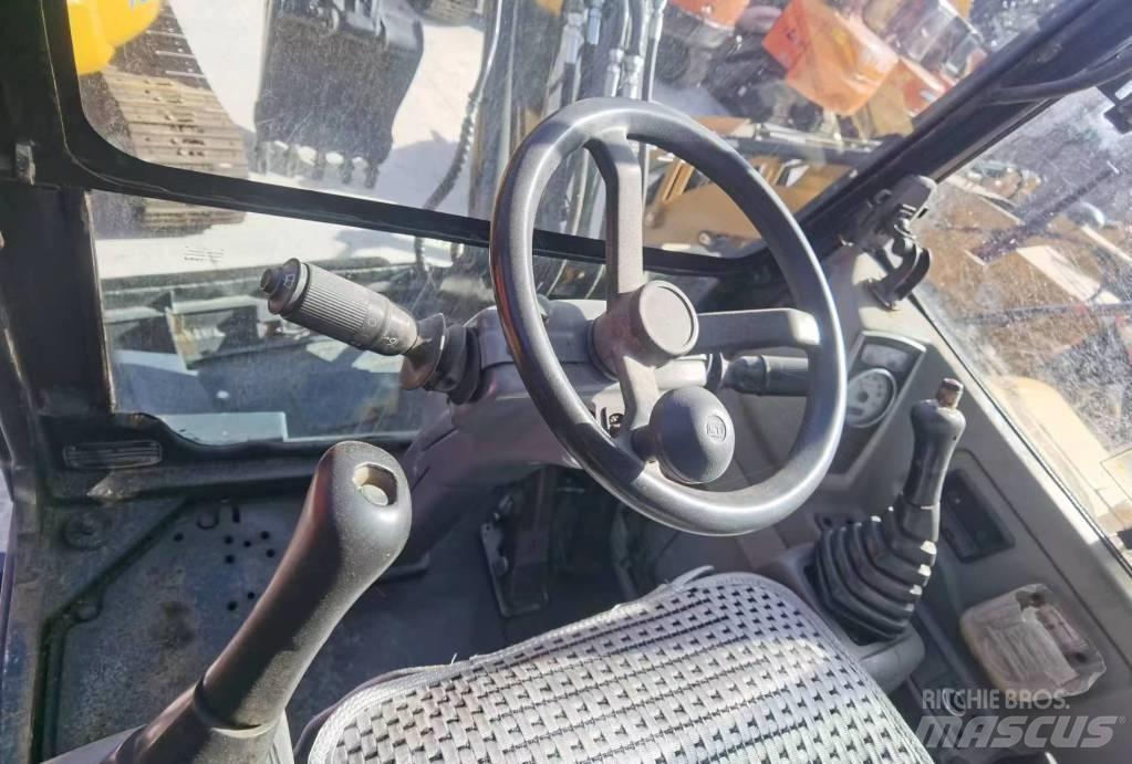 Hyundai Robex 60 W Gravemaskiner på hjul