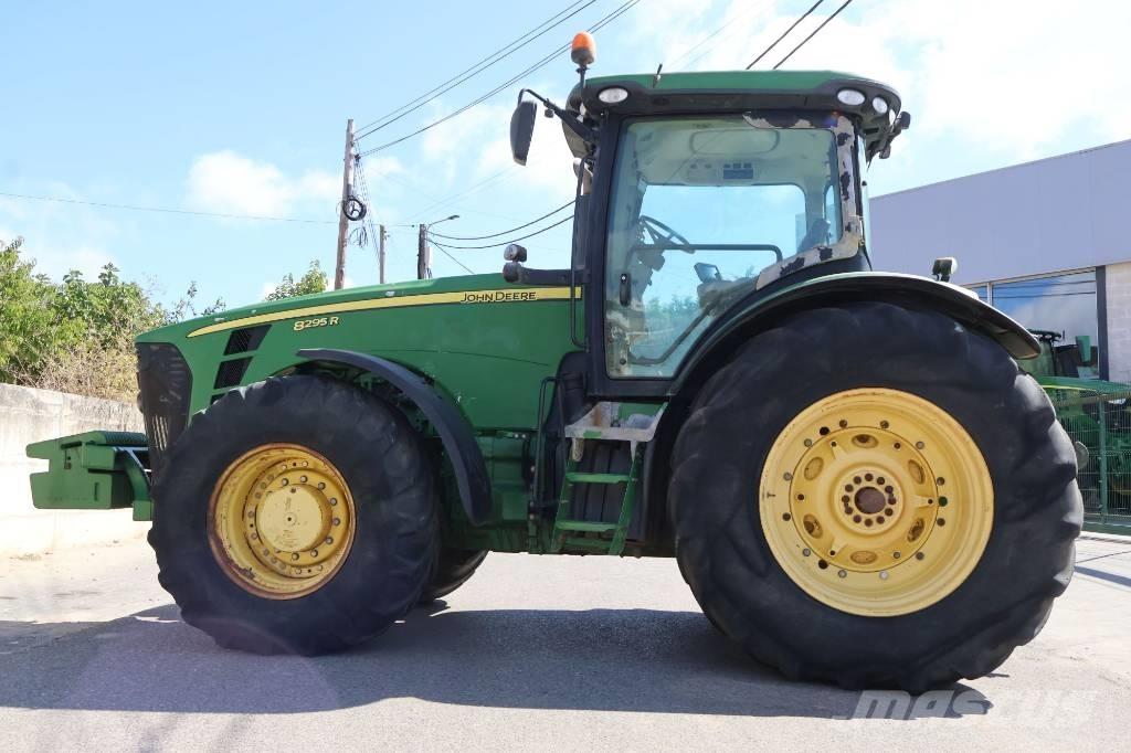 John Deere 8295 R Traktorer