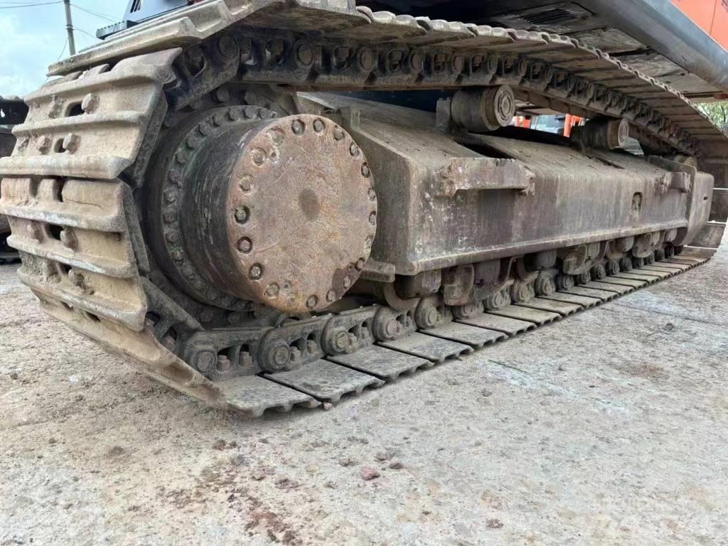 Hitachi ZX 330 Gravemaskiner på larvebånd