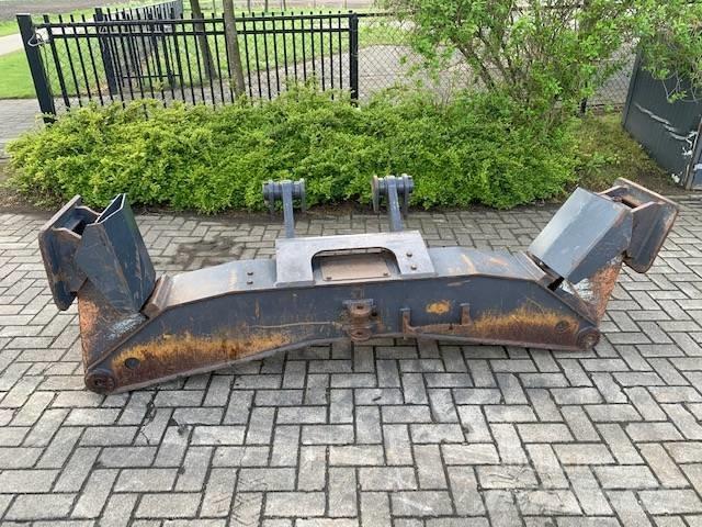 Doosan Outriggers Chassis og suspension