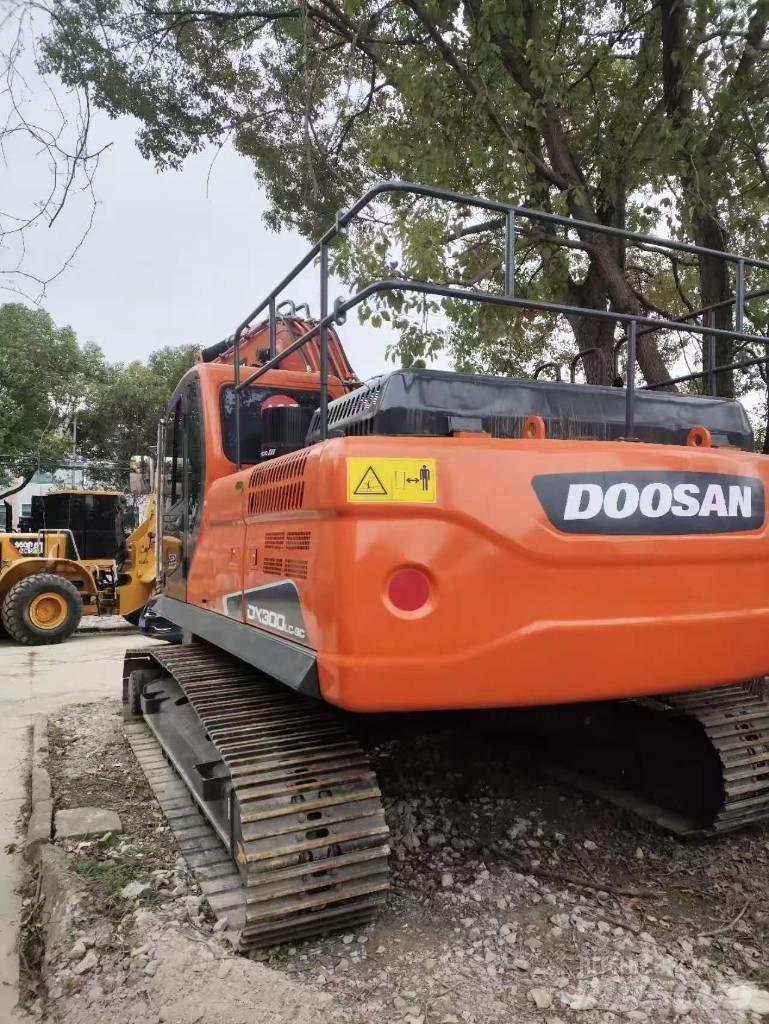 Doosan DX 300 LC-9C Gravemaskiner på larvebånd