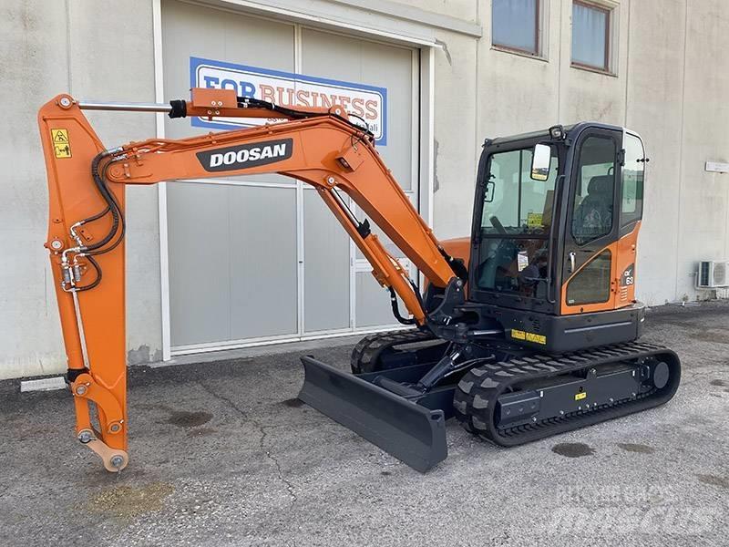 Doosan DX 63-3 Minigravemaskiner