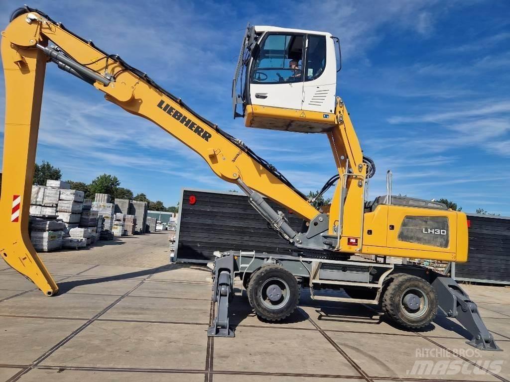 Liebherr LH 30 M Materialehåndteringsmaskiner