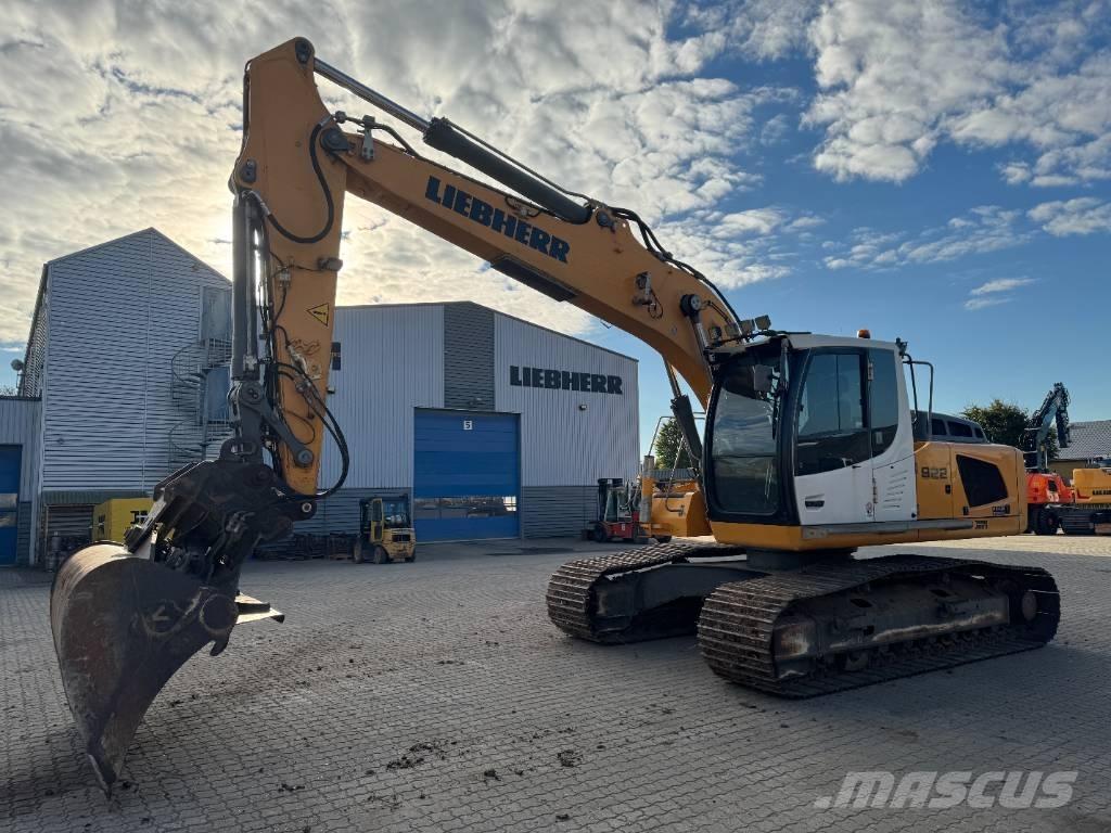 Liebherr R 922 Gravemaskiner på larvebånd