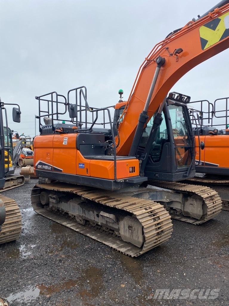 Doosan DX 140 LC Gravemaskiner på larvebånd