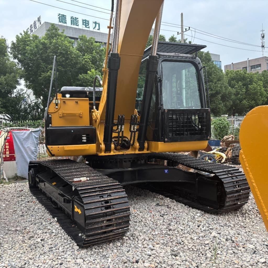 CAT 325 D Gravemaskiner på larvebånd