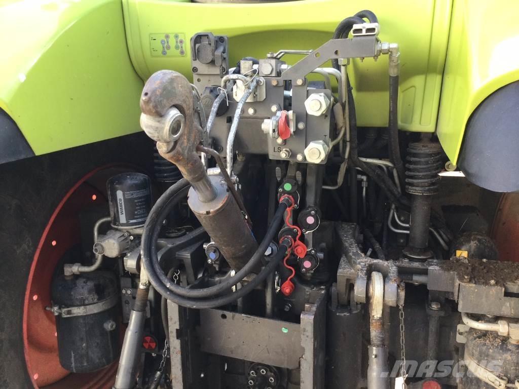 CLAAS ARION 550 Traktorer