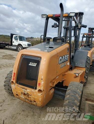 CASE 586H Terrængående gaffeltruck