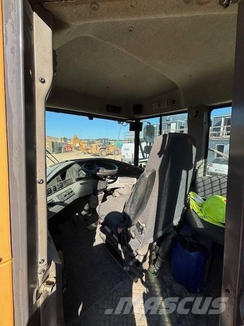 Volvo A 25 F Terrængående lastbiler