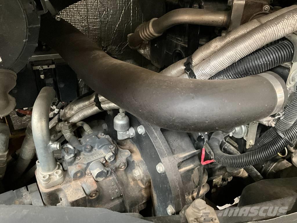 Komatsu PC 80 MR-3 Midi-gravemaskiner 7t - 12t