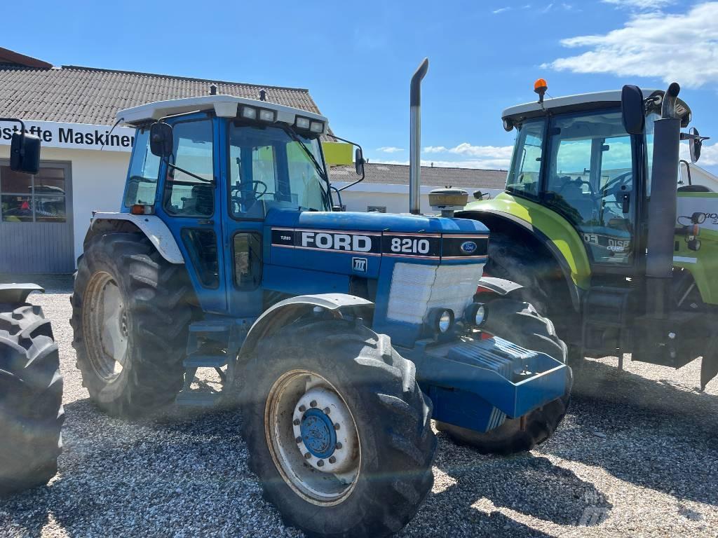 Ford 8210 Force III Traktorer