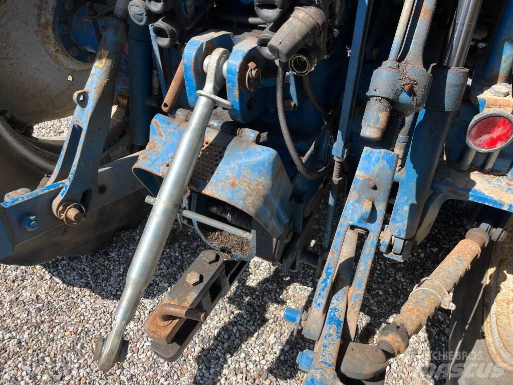Ford 8210 Force III Traktorer