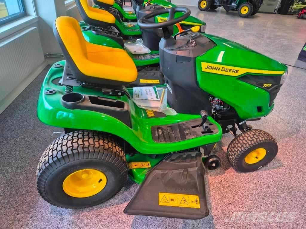 John Deere X 107 Traktorklippere