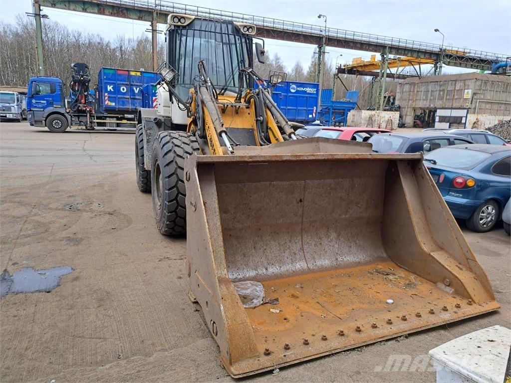 Liebherr L546 4X4 Entreprenør - Andet
