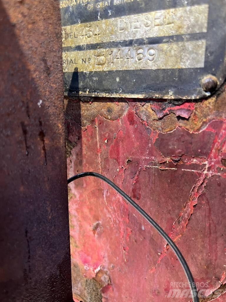McCormick IH 434 Traktorer