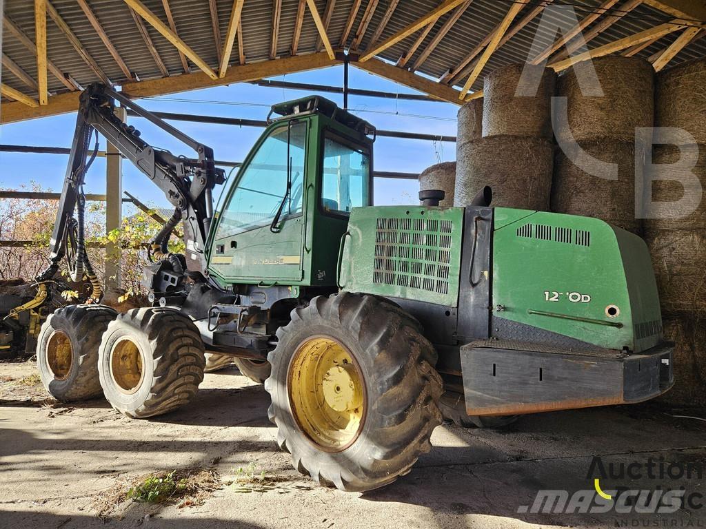 John Deere 1270 D Skovningsmaskiner