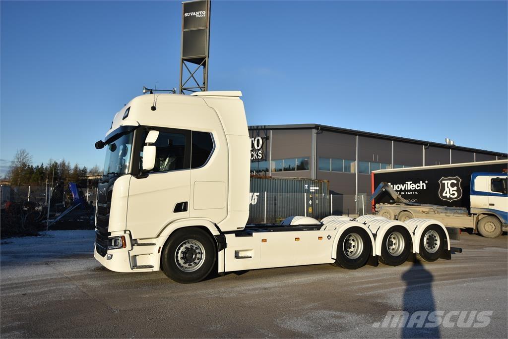 Scania R590 8X4 Chassis