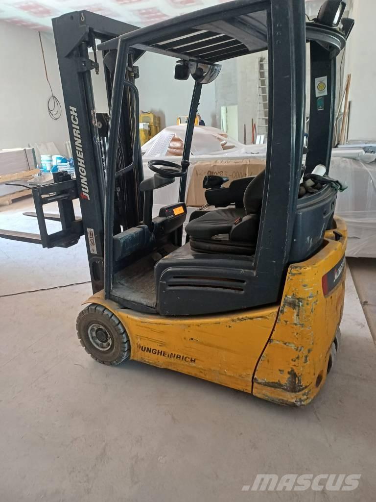 Jungheinrich EFG215 El gaffeltrucks
