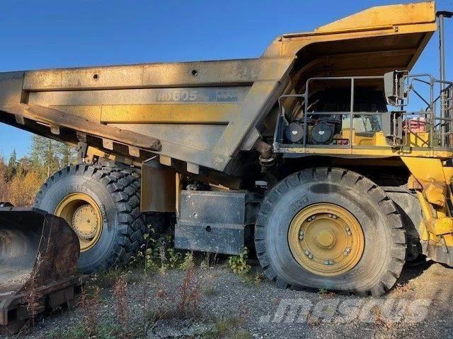 Komatsu HD 605-7EO Knækstyrede dumpere