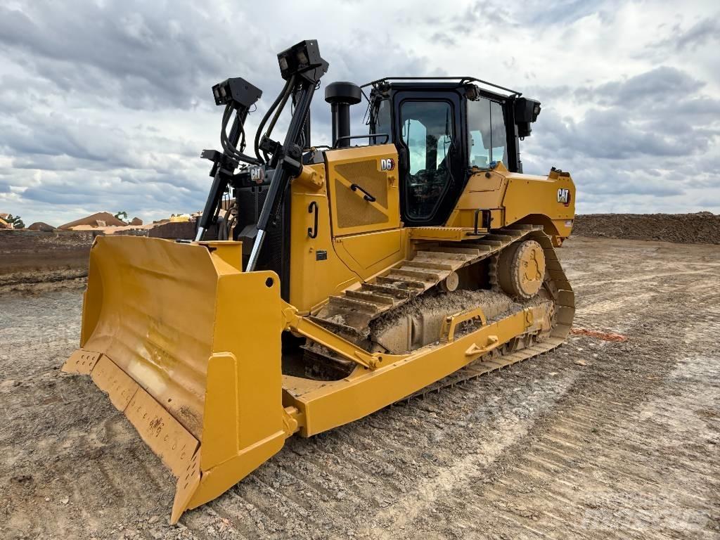 CAT D 6 Bulldozer på larvebånd