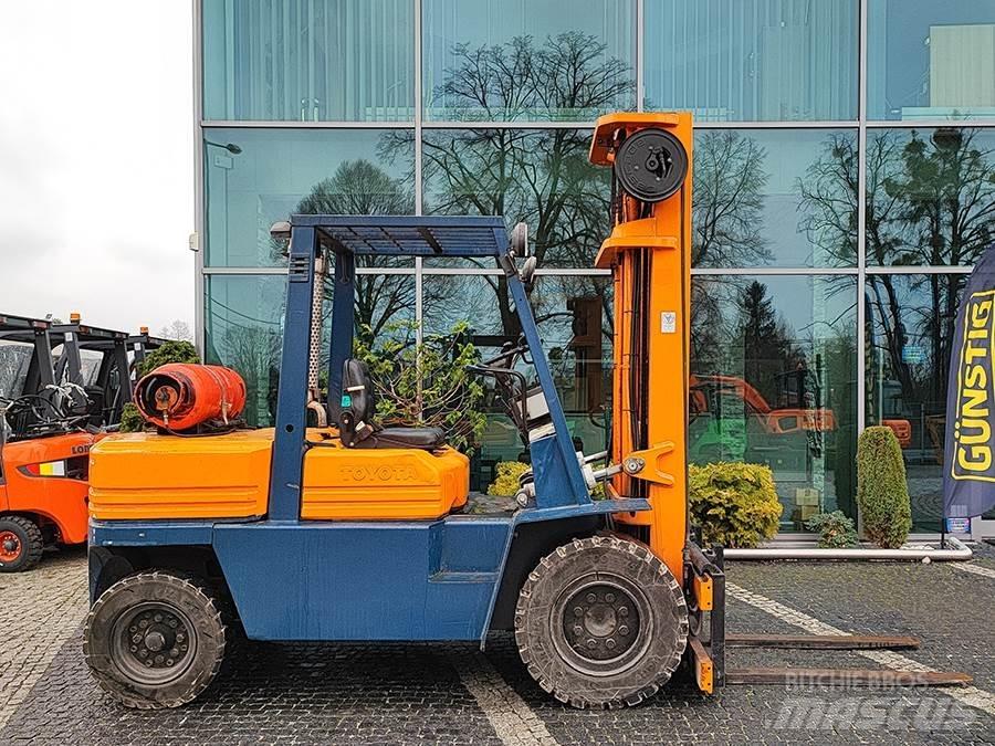 Toyota 02-5FG40 LPG gaffeltrucks