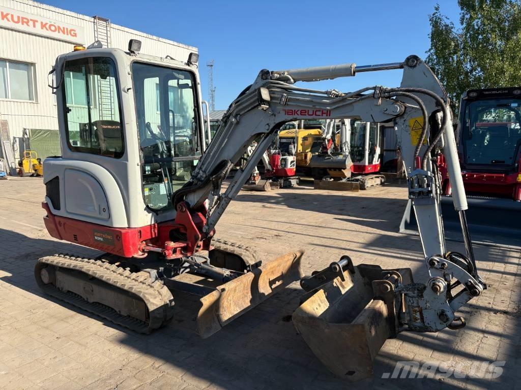 Takeuchi TB 225 Minigravemaskiner