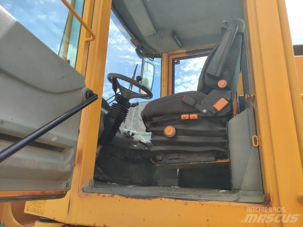 Volvo L 90 E Læssemaskiner på hjul