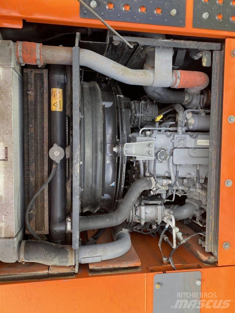 Hitachi ZX 140 W-3 Gravemaskiner på hjul