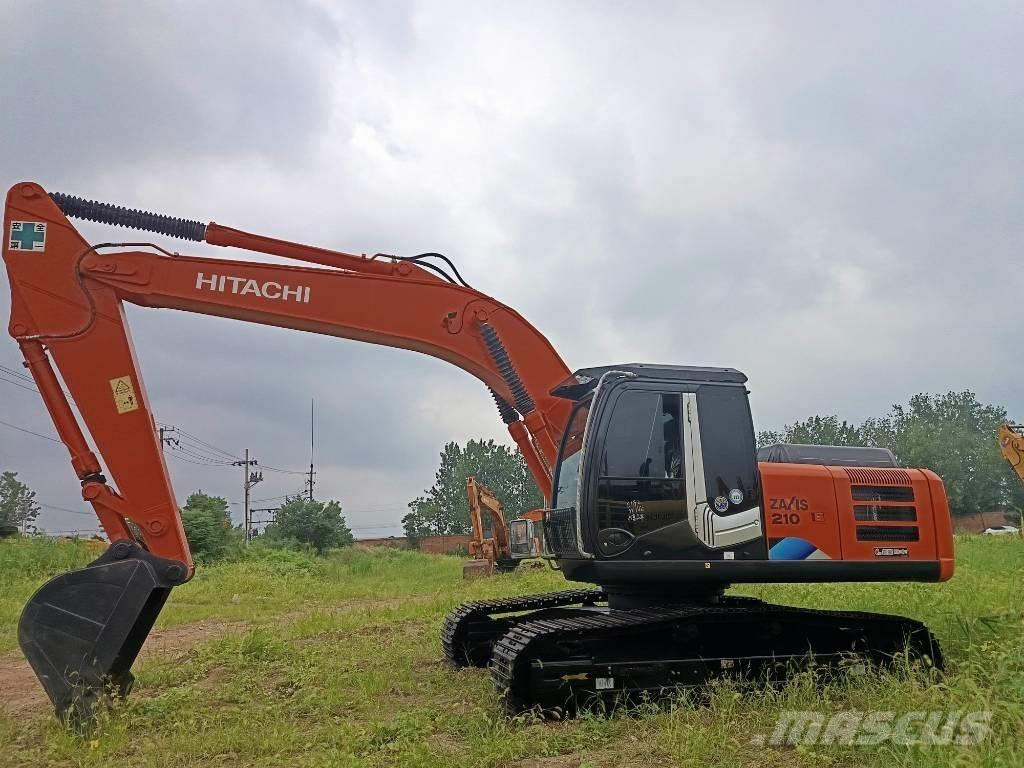 Hitachi ZX 210 Gravemaskiner på larvebånd