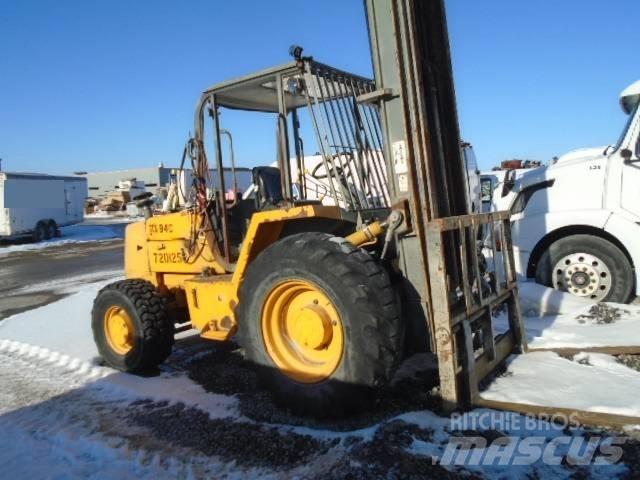 JCB 940 Terrængående gaffeltruck