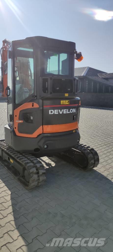 Develon DX 27 Z-7 Minigravemaskiner