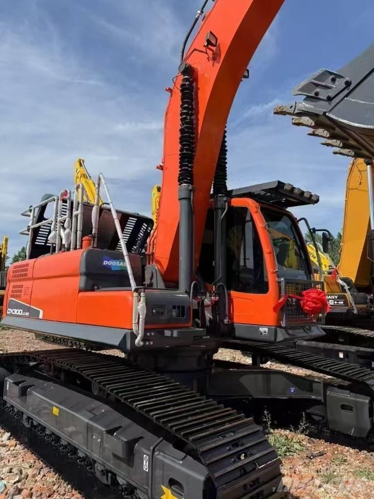 Doosan DX300LC-9C Gravemaskiner på larvebånd