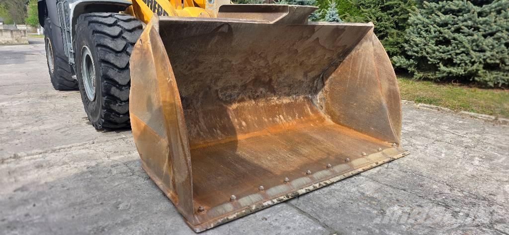 Liebherr L 576 Læssemaskiner på hjul